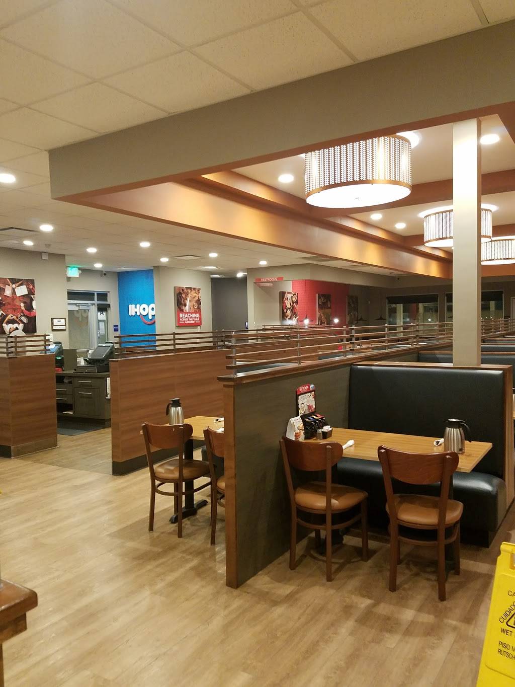 IHOP | restaurant | 615 Saturn Blvd, San Diego, CA 92154, USA | 6193598383 OR +1 619-359-8383