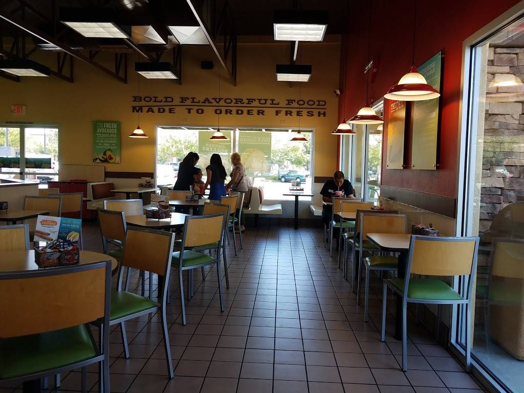 Del Taco | meal takeaway | 28055 Scott Rd, Murrieta, CA 92563, USA | 9513017111 OR +1 951-301-7111