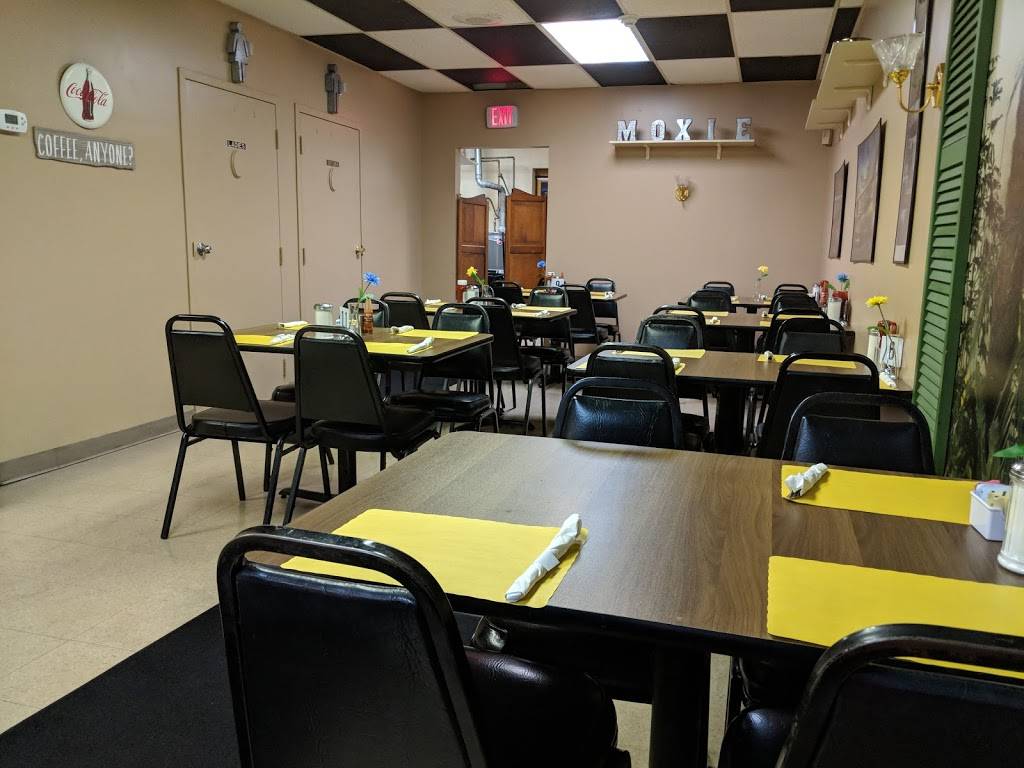 Moxie Breakfast | restaurant | 664 Coe Ave, East Haven, CT 06512, USA | 2038739669 OR +1 203-873-9669