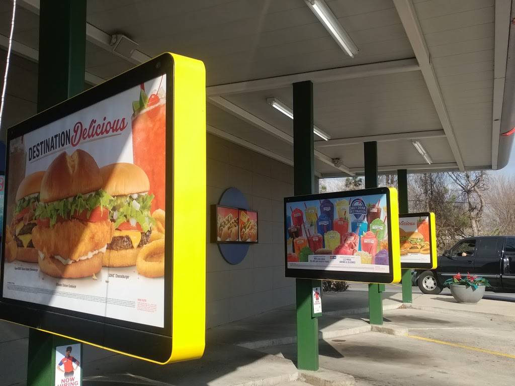 Sonic Drive-In | restaurant | 1408 Southwest, MO-7, Blue Springs, MO 64014, USA | 8162286544 OR +1 816-228-6544