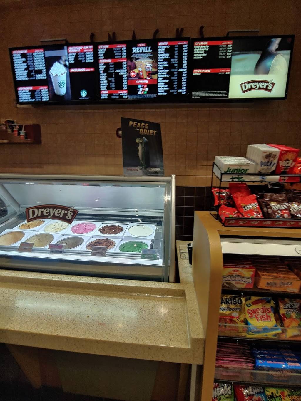 Cinemark Jess Ranch | meal takeaway | 18935 Bear Valley Rd, Apple Valley, CA 92308, USA | 7602475871 OR +1 760-247-5871