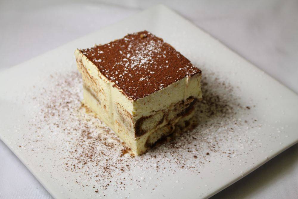 Martiniellos Pizzeria & Family Restaurant | restaurant | 62-98 Forest Ave, Ridgewood, NY 11385, USA | 9179090146 OR +1 917-909-0146