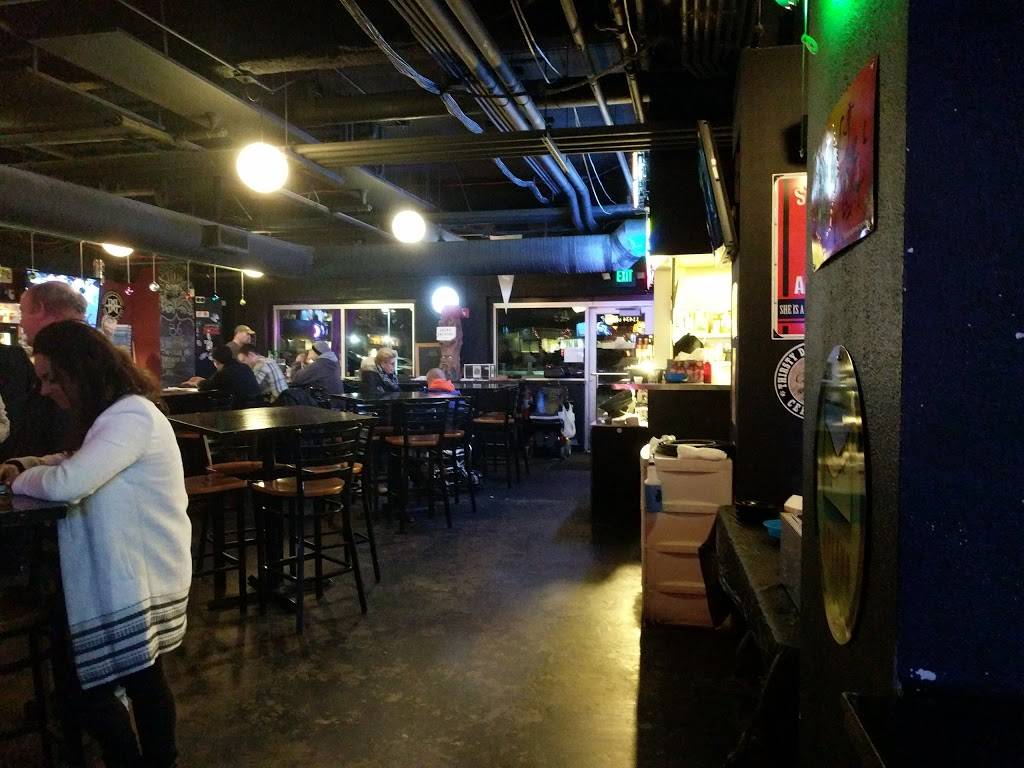 ABC the Tavern Uptown | restaurant | 11434 Uptown Ave, Cleveland, OH 44106, USA | 2167211511 OR +1 216-721-1511