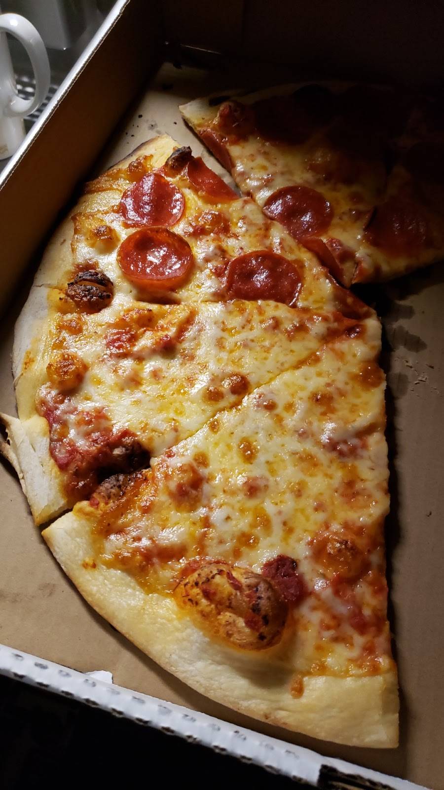 Colluraficis | restaurant | 4051 North Point Blvd, Dundalk, MD 21222, USA | 4107099053 OR +1 410-709-9053