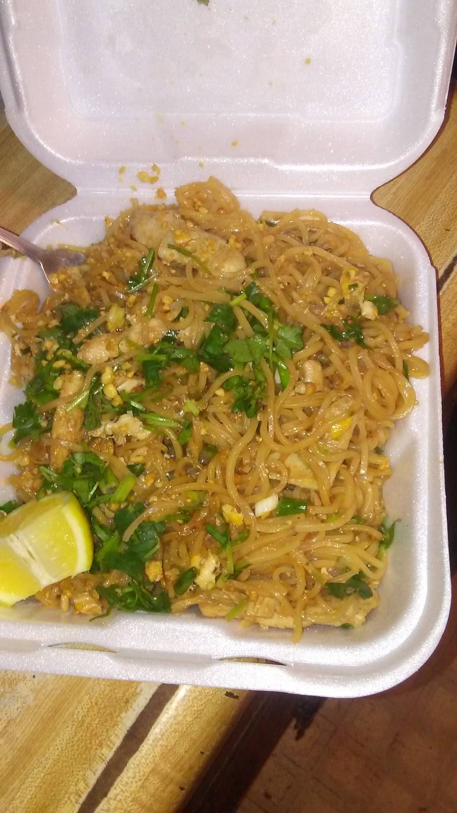 Sy-Salathai Food Express | restaurant | 1001 N Court St #3, Visalia, CA 93291, USA | 5596229999 OR +1 559-622-9999