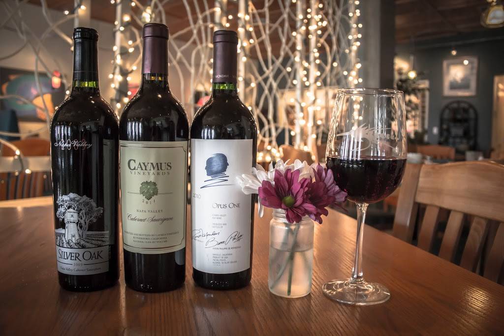 Blackfly | restaurant | 108 Anastasia Blvd, St. Augustine, FL 32080, USA | 9042016300 OR +1 904-201-6300