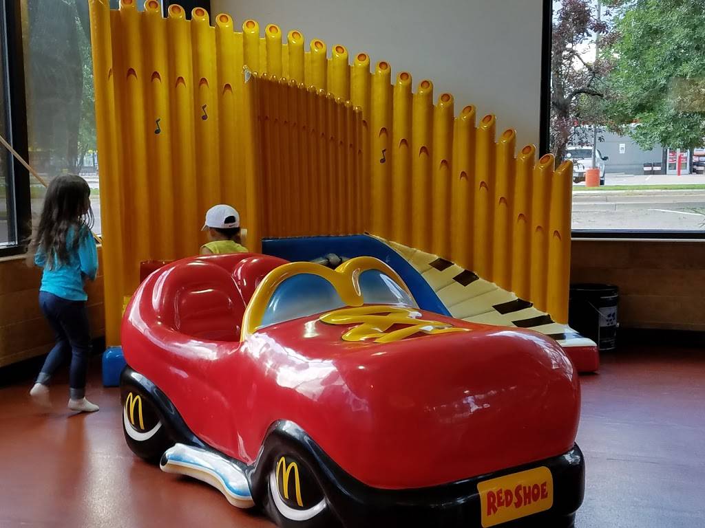 McDonalds | cafe | 105 Plaza, Fountain, CO 80911, USA | 7193911315 OR +1 719-391-1315