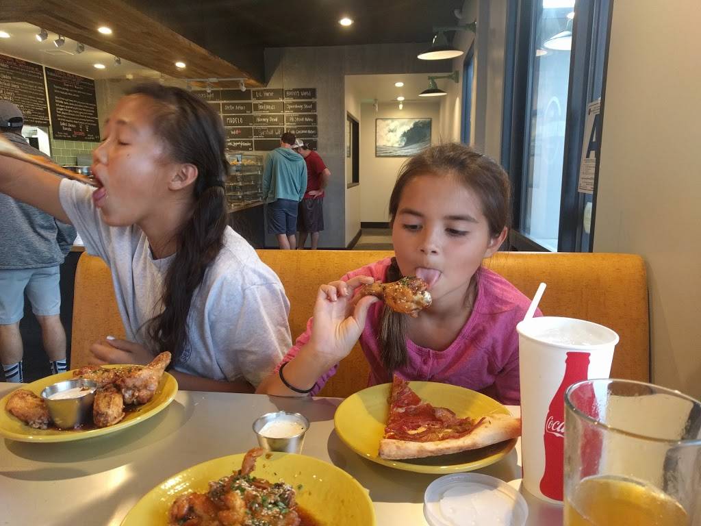 101 Cafe Racer | restaurant | 1639 S Coast Hwy, Oceanside, CA 92054, USA | 9492579622 OR +1 949-257-9622