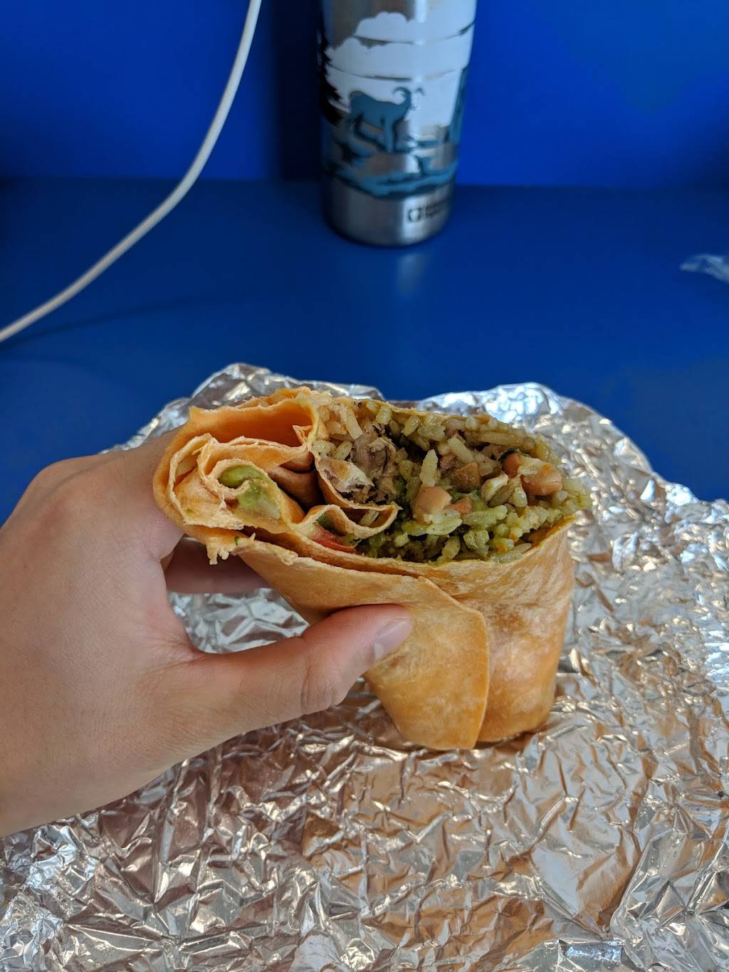 Una Mas | restaurant | 1701 Airport Blvd, San Jose, CA 95110, USA | 4085950258 OR +1 408-595-0258