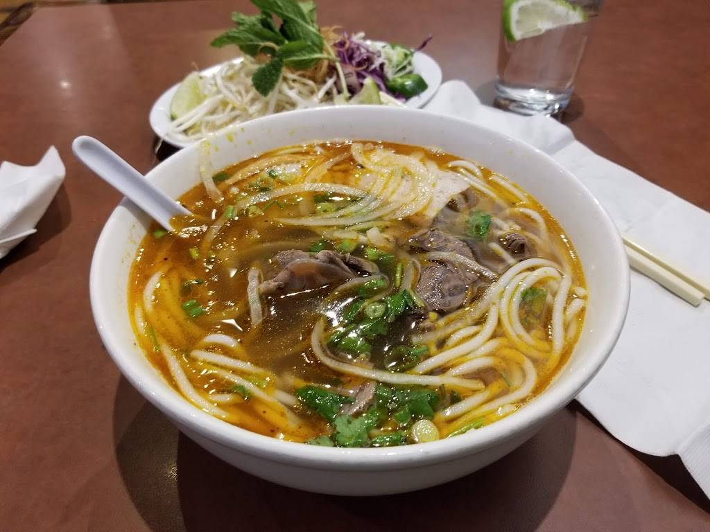 Miss Saigon | restaurant | 5849 Charlotte Pike, Nashville, TN 37209, USA | 6153541351 OR +1 615-354-1351