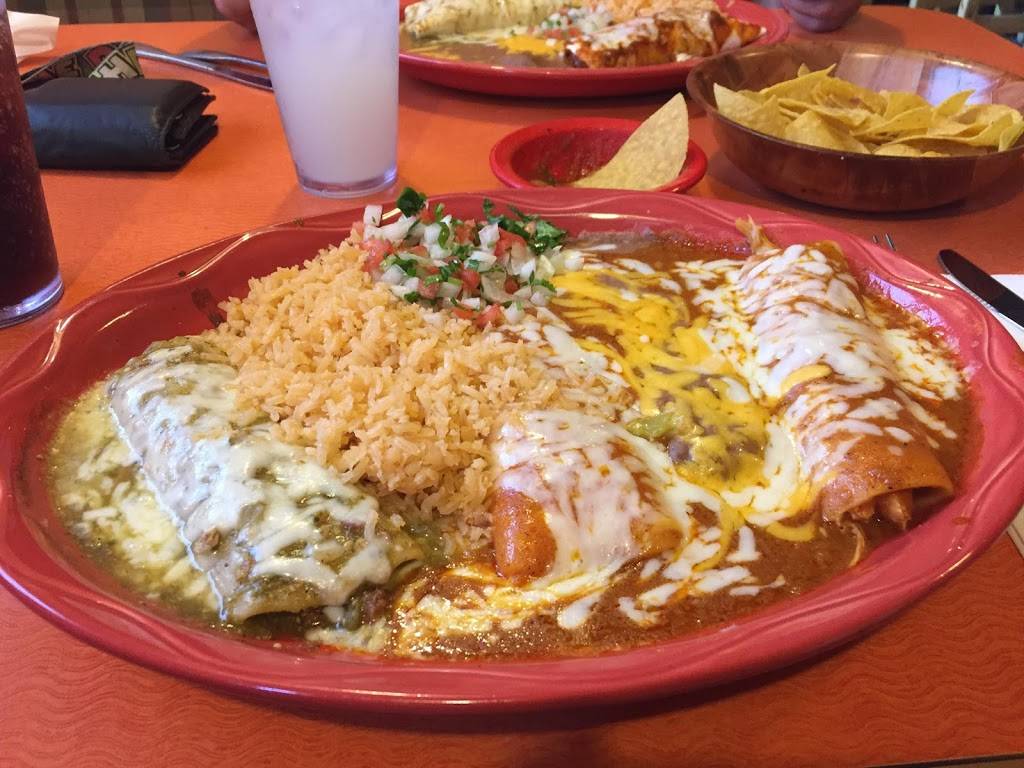 El Sombrero Family Mexican | restaurant | 15611 Olson Dr NW, Lakebay, WA 98349, USA | 2538843707 OR +1 253-884-3707