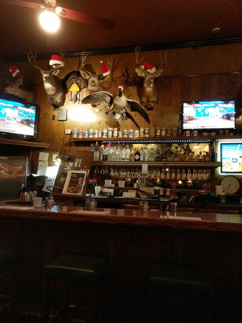 Buds Pub & Grill | restaurant | 100 S 1st St, Dixon, CA 95620, USA | 7076784745 OR +1 707-678-4745