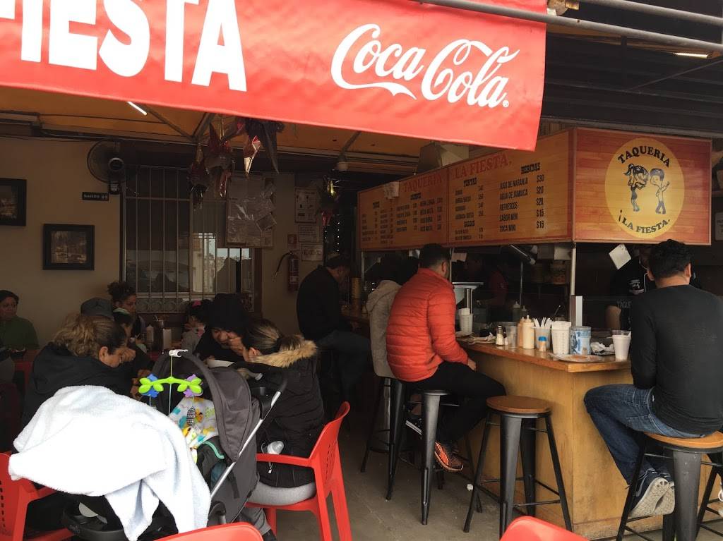 Tacos de Birria "Fiesta" | restaurant | Colinas Debaja California, 22647 Tijuana, B.C., Mexico | 016645319636 OR +52 664 531 9636