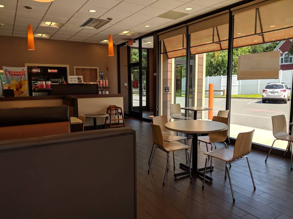 Dunkin | bakery | 691 Maine Ave, Farmingdale, ME 04344, USA | 2076220096 OR +1 207-622-0096