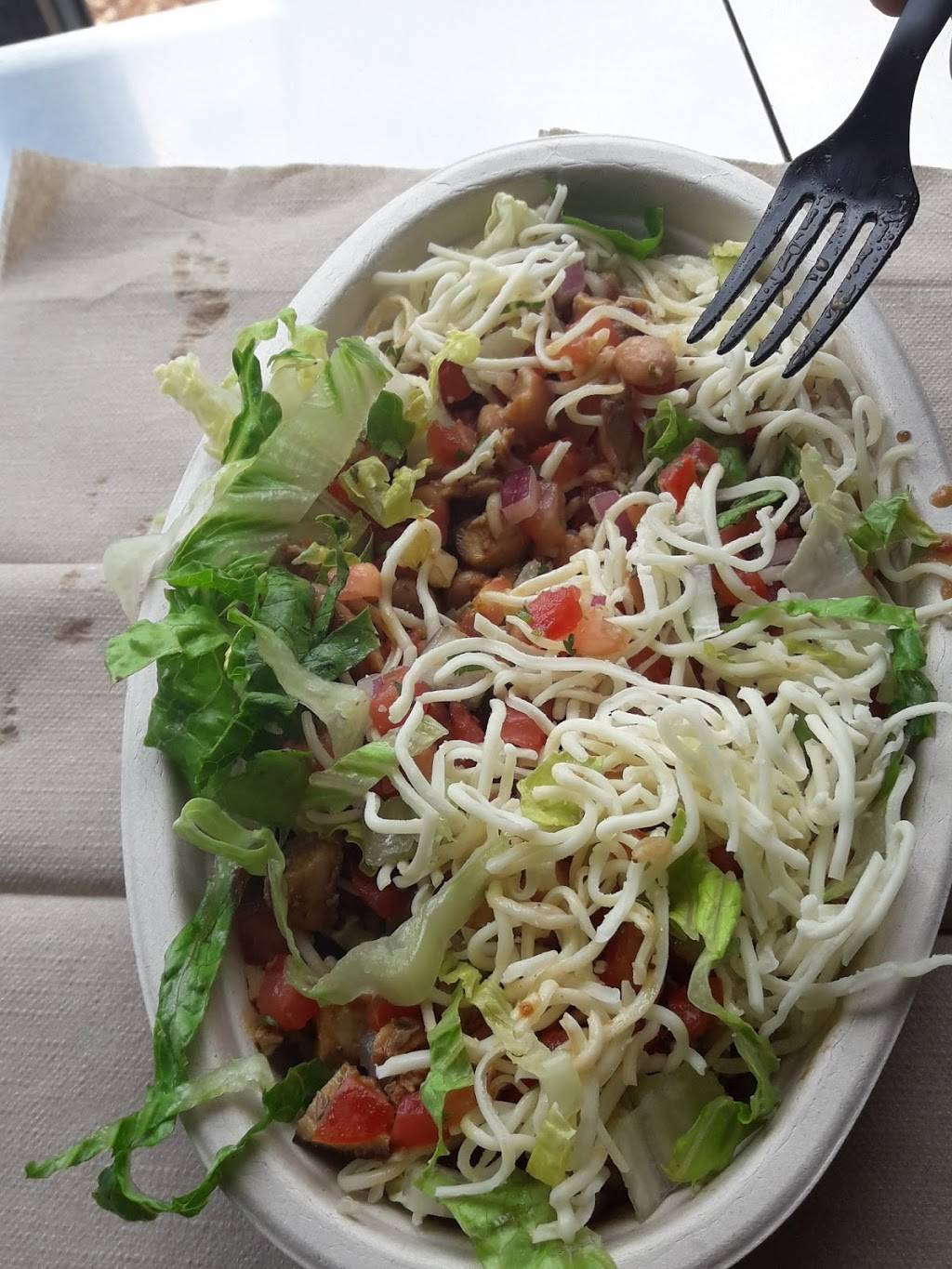 Chipotle Mexican Grill | restaurant | 110 Burlington Mall Road, Burlington, MA 01803, USA | 7813451195 OR +1 781-345-1195