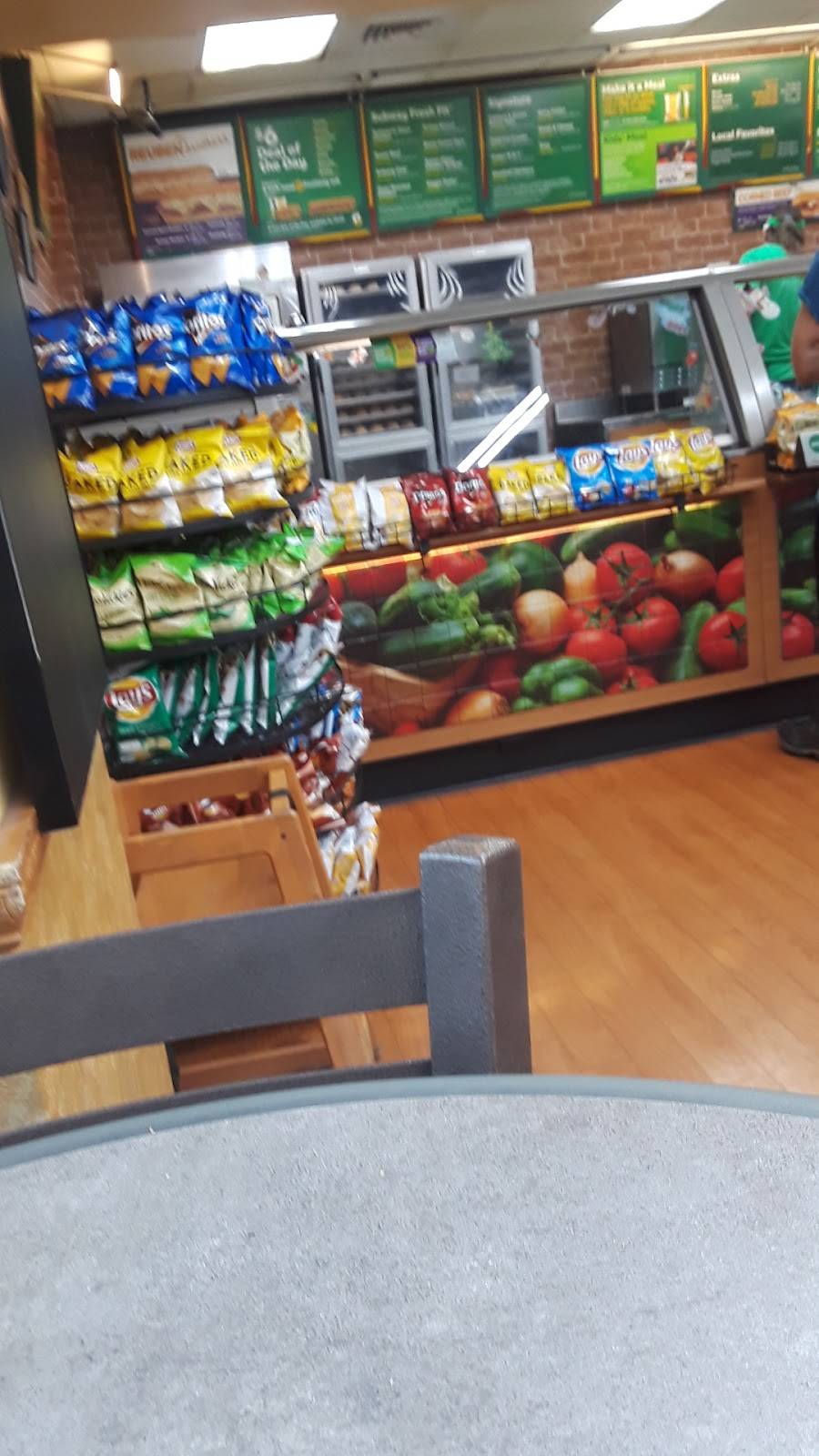 Subway Restaurants | restaurant | 4301 W Hillsborough Ave, Tampa, FL 33614, USA | 8135330042 OR +1 813-533-0042