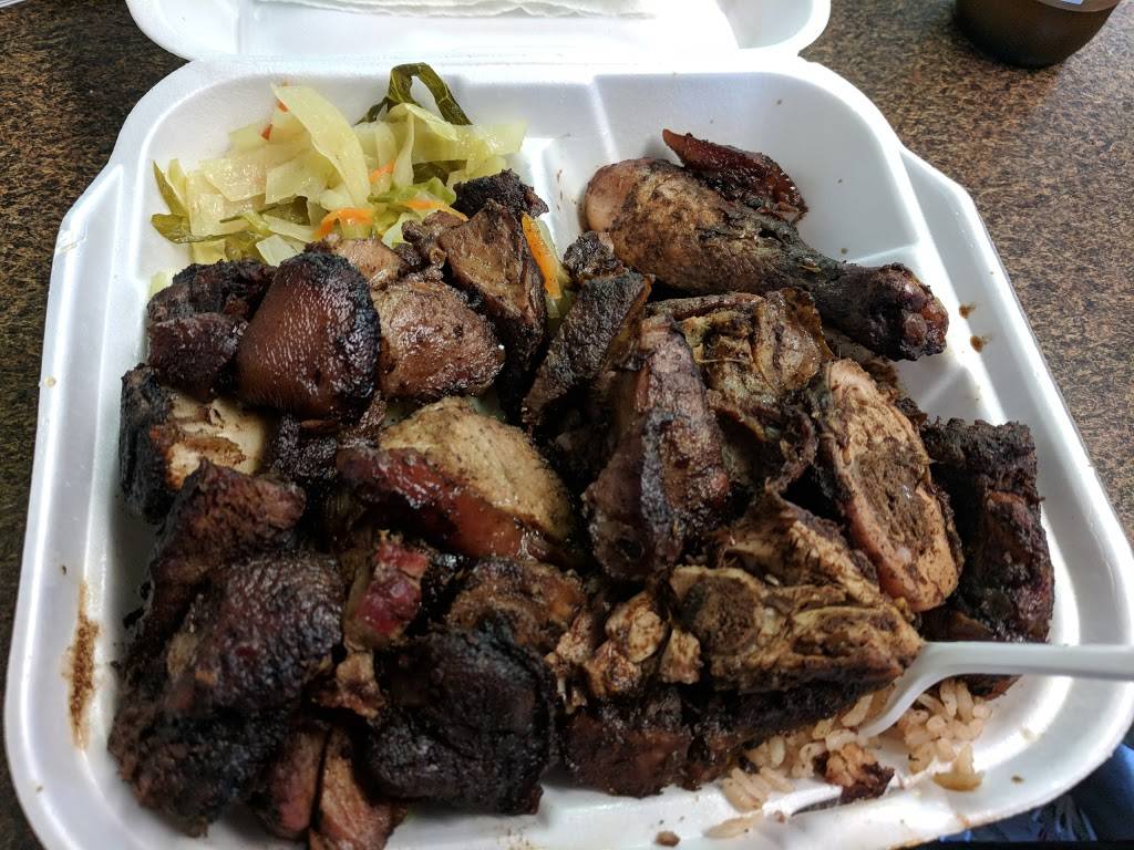 Captain Jerk Restaurant & Lounge | restaurant | 6028 Washington St, Hollywood, FL 33023, USA | 3052987977 OR +1 305-298-7977