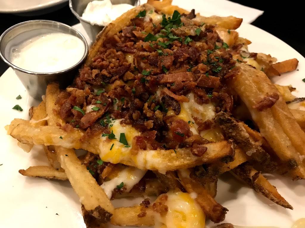 South Riding Inn | restaurant | 43090 Peacock Market Plaza, Chantilly, VA 20152, USA | 7033278055 OR +1 703-327-8055