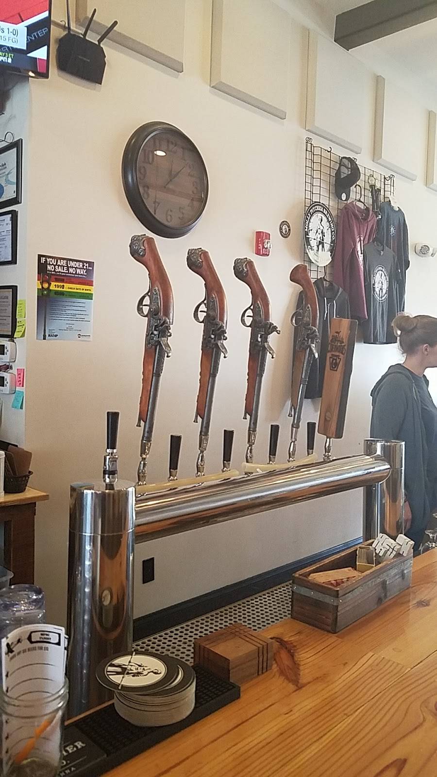 Molly Pitcher Brewing Taproom | restaurant | 139 W High St, Carlisle, PA 17013, USA | 7174225591 OR +1 717-422-5591