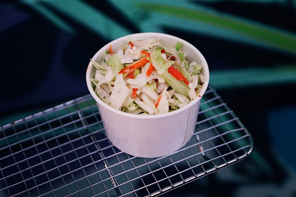 Holy Chix Hot Chicken | meal takeaway | 358 W 38th St, Los Angeles, CA 90037, USA | 3235245955 OR +1 323-524-5955