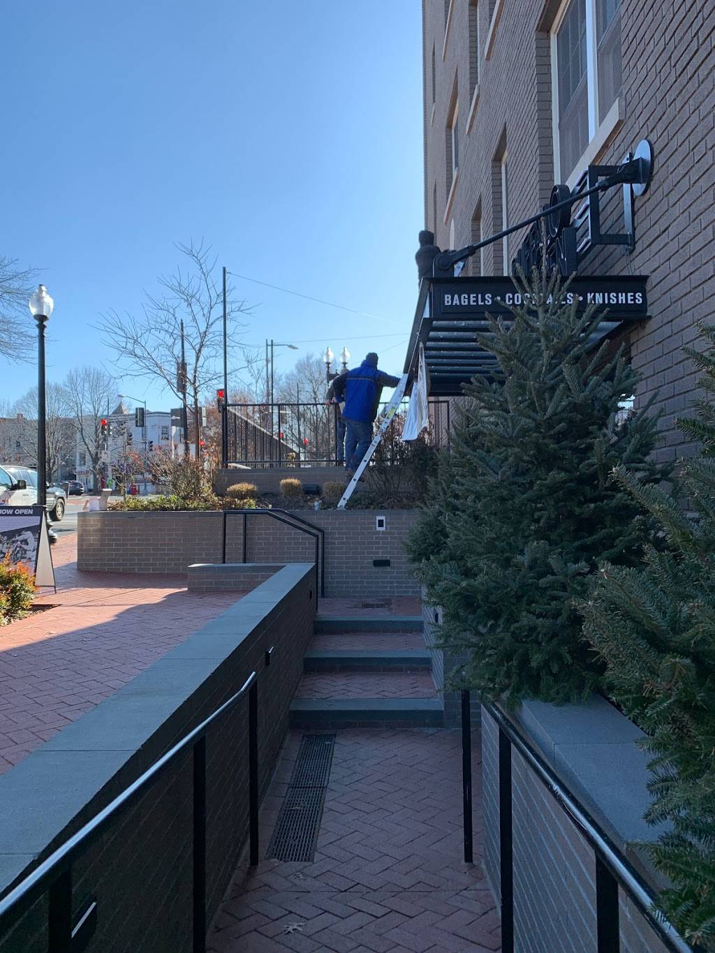 Buffalo & Bergen - Capitol HIll | restaurant | 240 Massachusetts Ave NE, Washington, DC 20002, USA | 2025253350 OR +1 202-525-3350