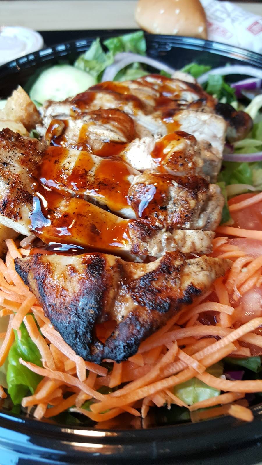 The Habit Burger Grill | restaurant | 22 Farm View, Montvale, NJ 07645, USA | 2013912407 OR +1 201-391-2407