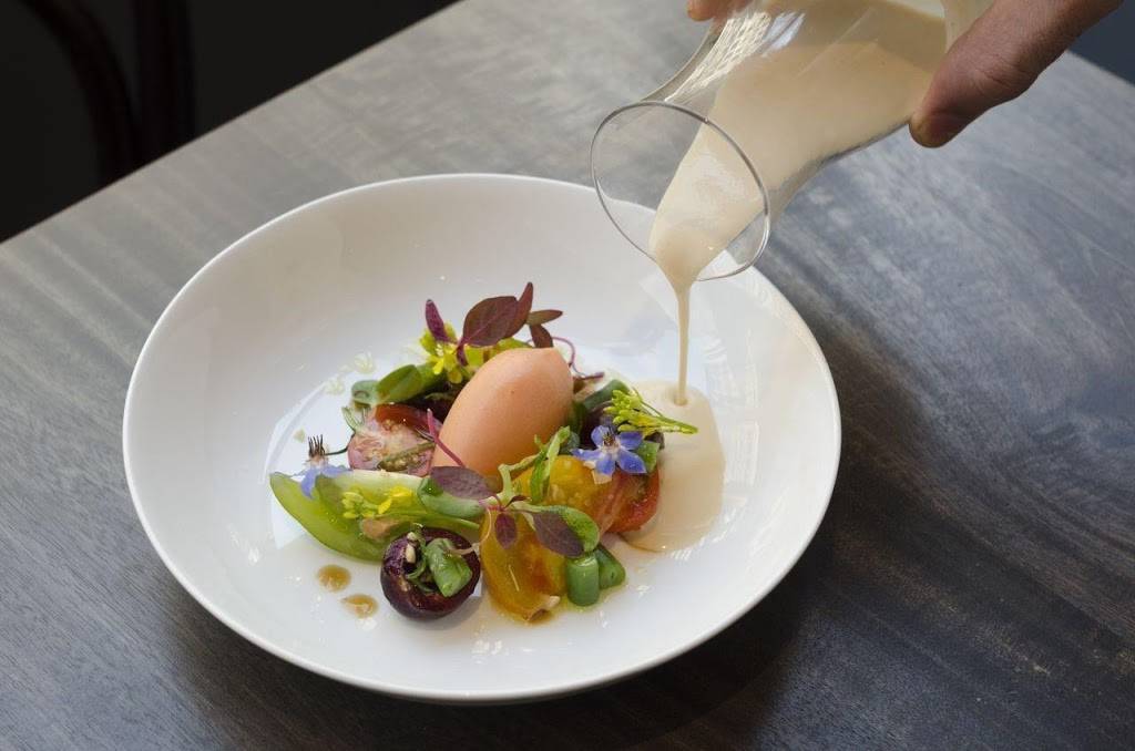 Racines NY | restaurant | 94 Chambers St, New York, NY 10007, USA | 2122273400 OR +1 212-227-3400