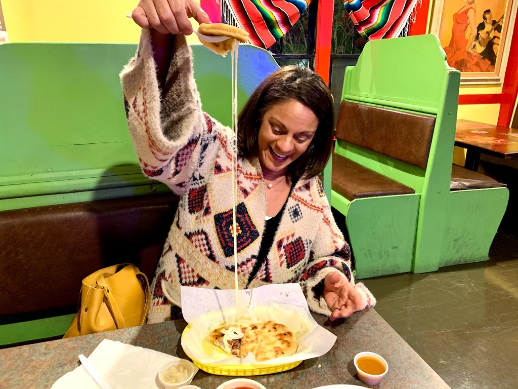 El Milagro | restaurant | 5951 Old Shell Rd, Mobile, AL 36608, USA | 2513389351 OR +1 251-338-9351