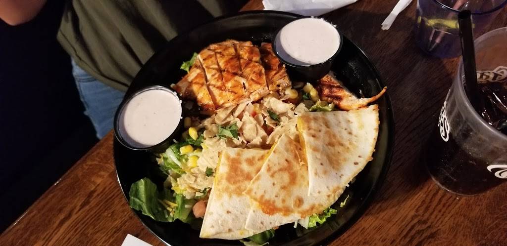 Garfields Restaurant & Pub | restaurant | 300 Hwy 78 #3, Jasper, AL 35501, USA | 2053026422 OR +1 205-302-6422