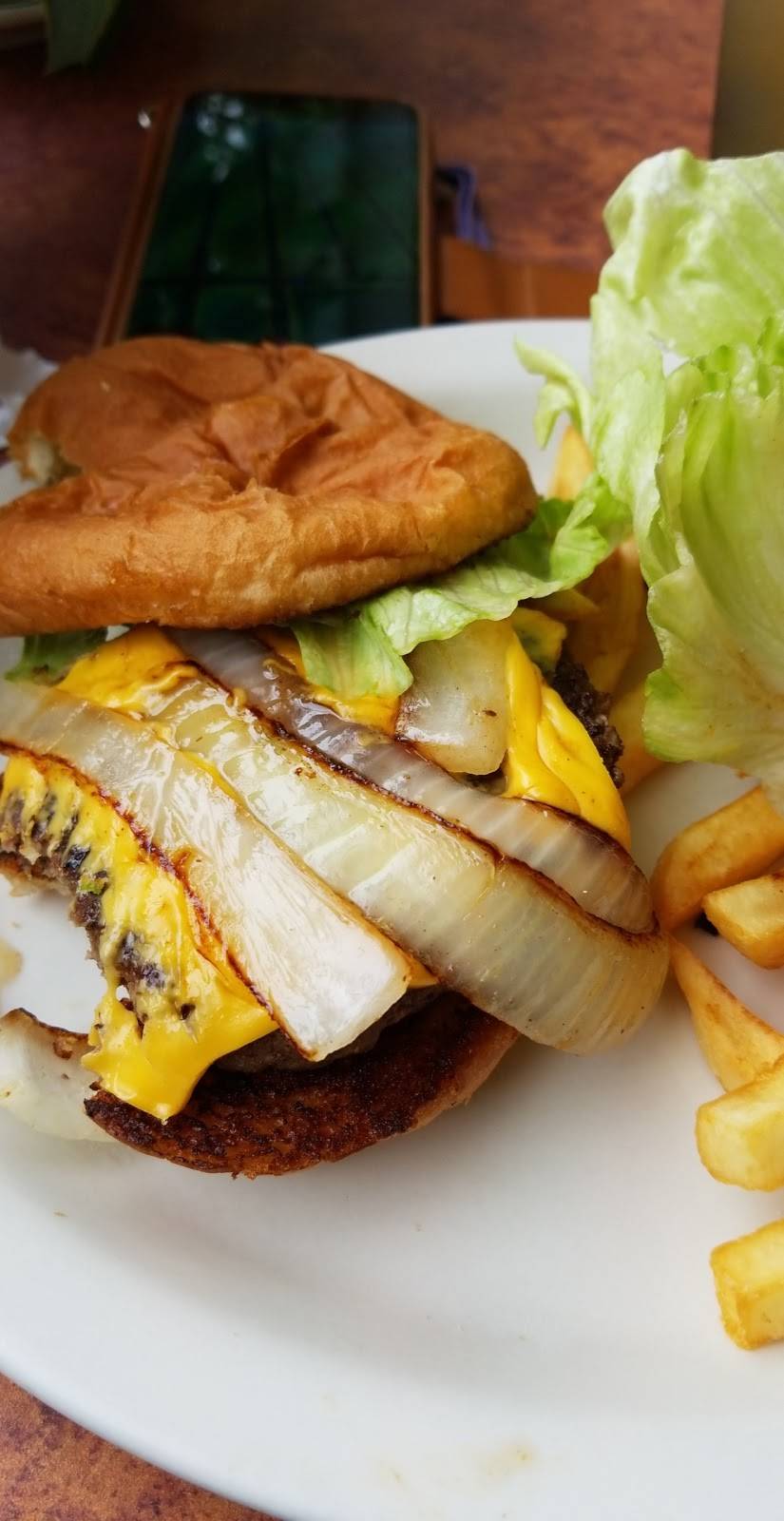 Parkview Restaurant Grill | restaurant | 2000 W 19th St, Chicago, IL 60608, USA | 3127330132 OR +1 312-733-0132