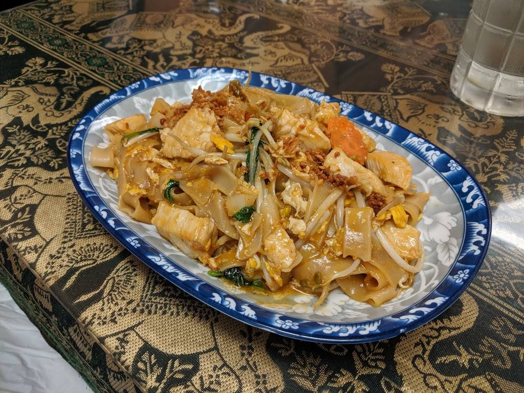 Laos | Thai Restaurant | restaurant | 4520 S 24th St, Omaha, NE 68107, USA | 4027330579 OR +1 402-733-0579