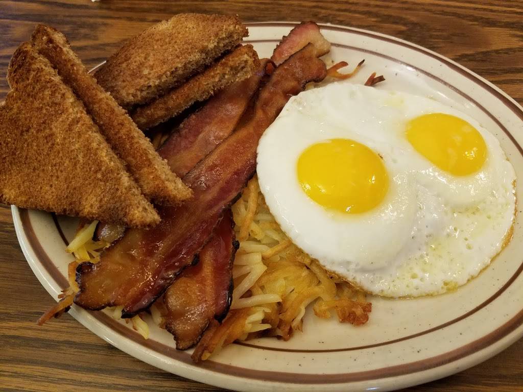 Lake Tomahawk Village Cafe & Pub | cafe | 7249 Bradley St, Lake Tomahawk, WI 54539, USA | 7152772050 OR +1 715-277-2050