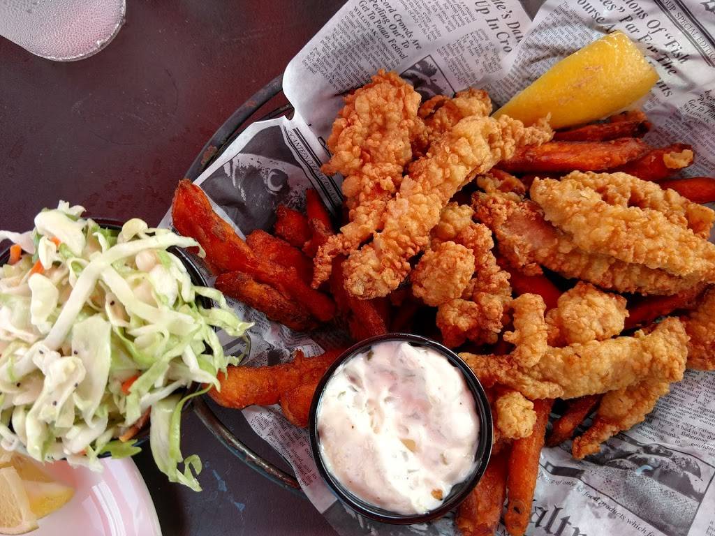 Michaels Harborside | restaurant | 1 Tournament Wharf, Newburyport, MA 01950, USA | 9784627785 OR +1 978-462-7785