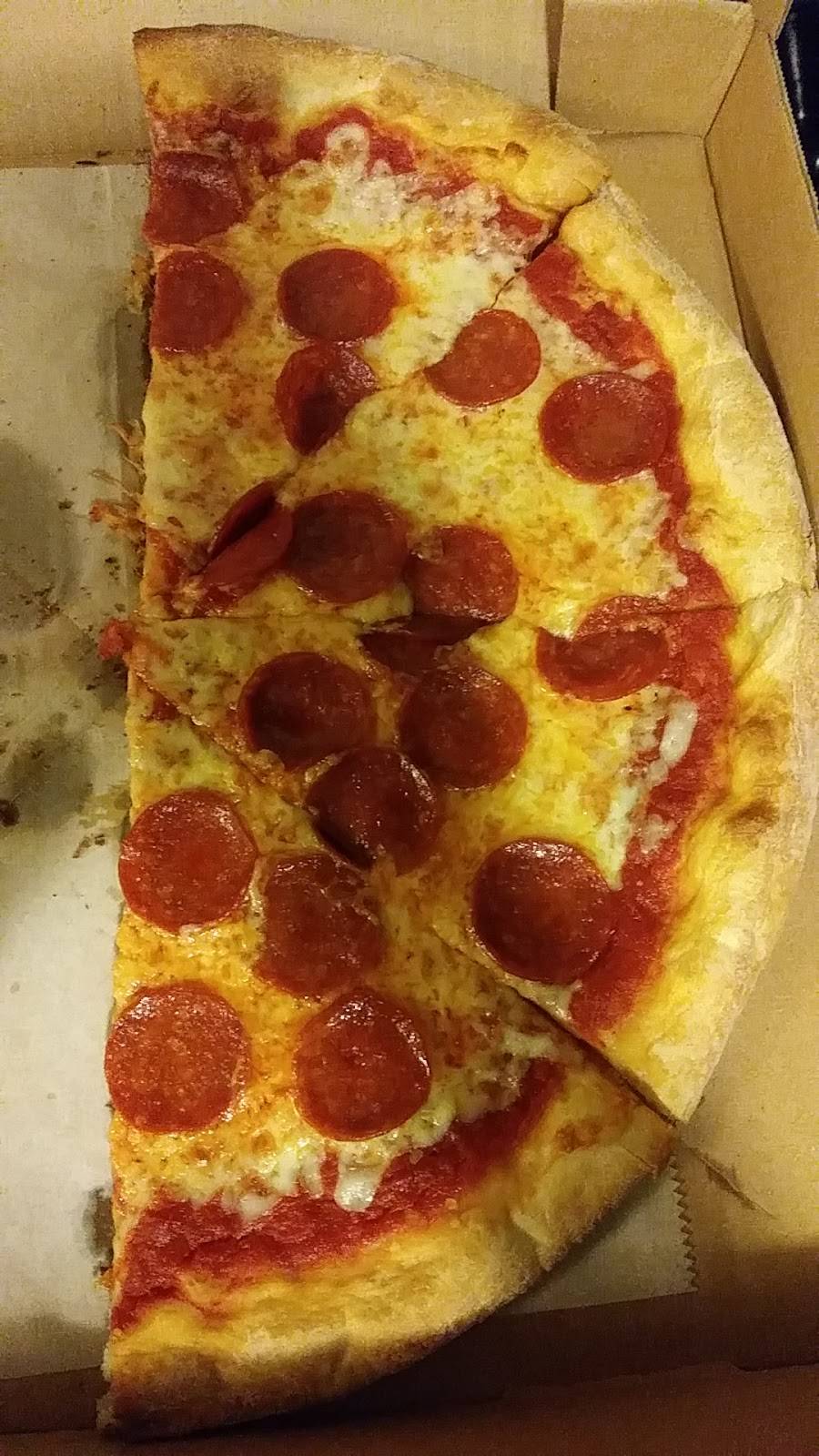 Gabriela Tomato Pie | restaurant | 900 Jefferson Ave, Bristol, PA 19007, USA | 2157881622 OR +1 215-788-1622