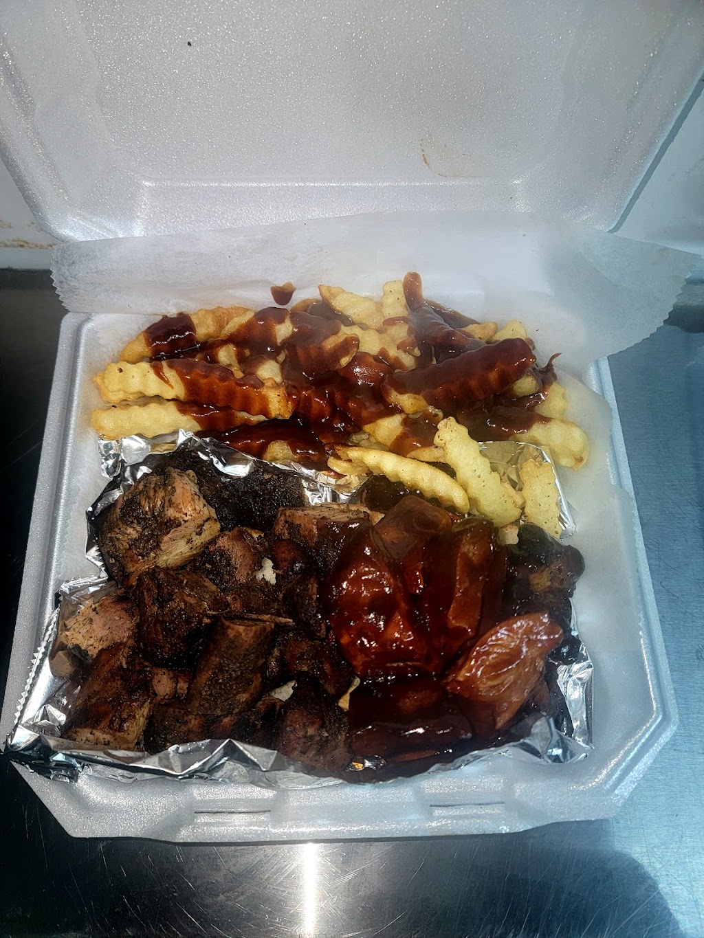 Blazin Magic bbq | restaurant | 3420 E State St, Rockford, IL 61108, USA | 8157666742 OR +1 815-766-6742