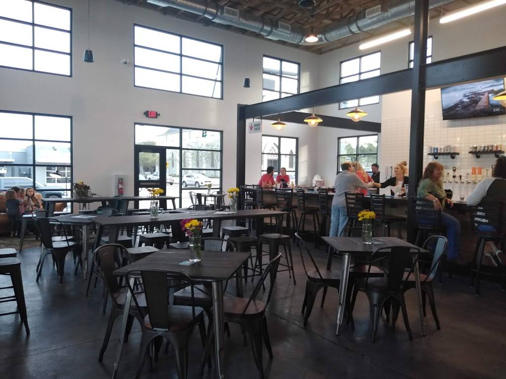 The Yard On Mass | restaurant | 802 N Massachusetts Ave, Lakeland, FL 33801, USA | 8633330330 OR +1 863-333-0330