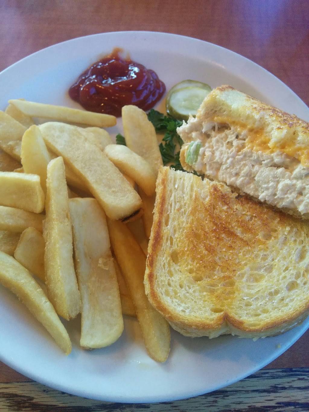 Tallyrand Restaurant | restaurant | 1700 W Olive Ave, Burbank, CA 91506, USA | 8188469904 OR +1 818-846-9904