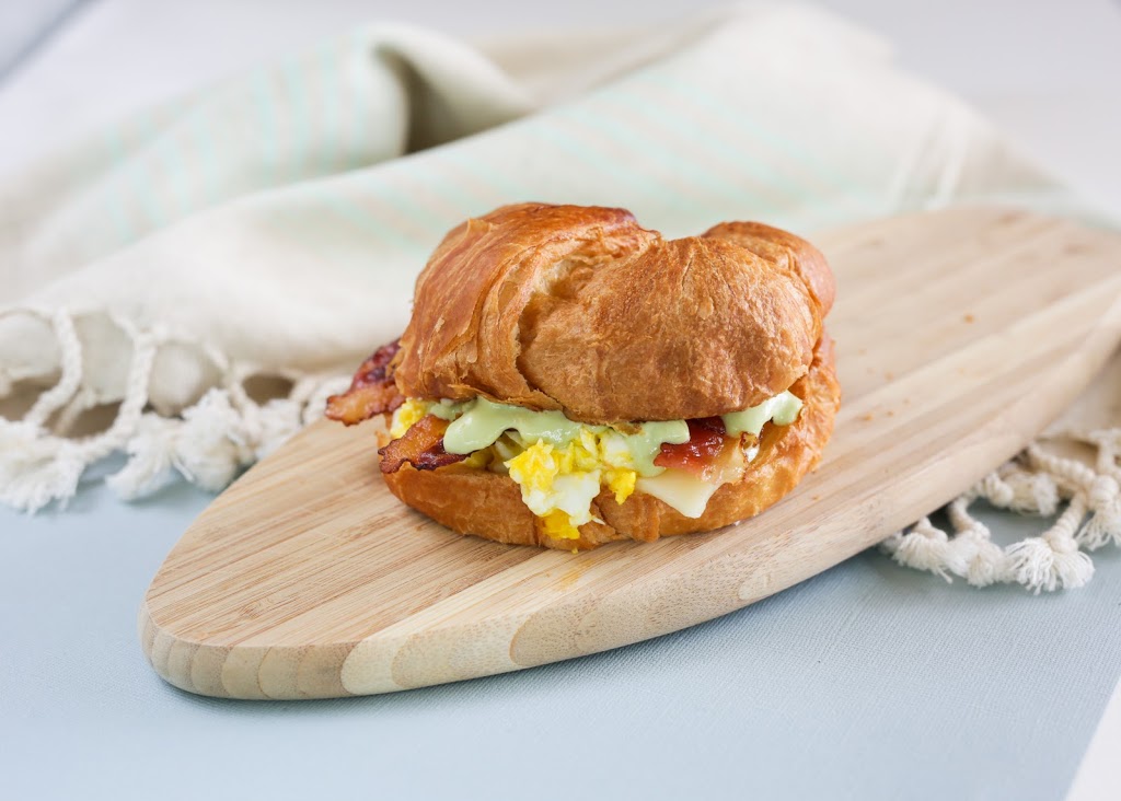 Ragga Surf Cafe | restaurant | 9650 N Ocean Shore Blvd, Marineland, FL 32060, USA | 9042741962 OR +1 904-274-1962