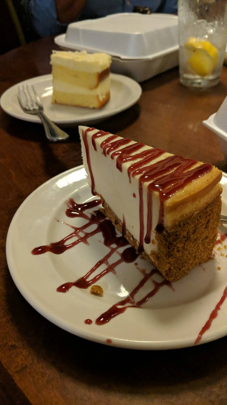 Fortes Restaurant | restaurant | 27 E 4th St #4585, Crossville, TN 38555, USA | 9317871744 OR +1 931-787-1744