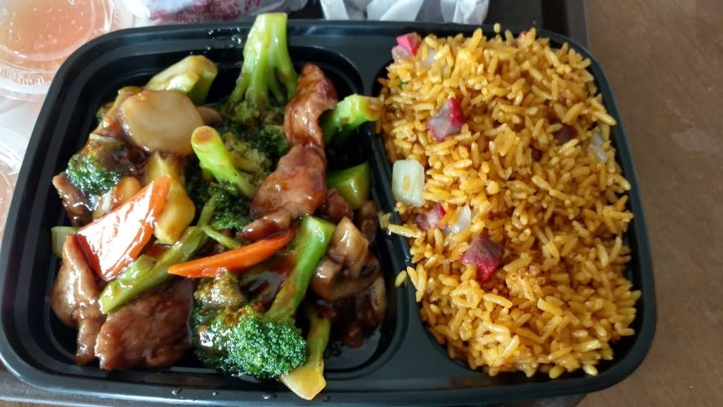 Cheoy Lees | restaurant | 684 Main St, Holden, MA 01520, USA | 5088296331 OR +1 508-829-6331