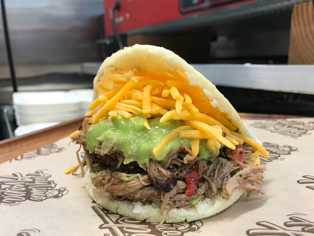 Anytime Arepa | restaurant | 636 S 6th St, Milwaukee, WI 53204, USA | 4148825522 OR +1 414-882-5522