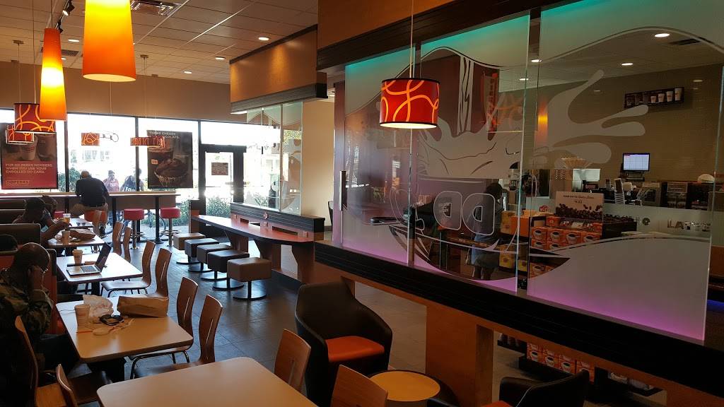 Dunkin Donuts | cafe | 3960 W Oakland Park Blvd, Lauderdale Lakes, FL 33311, USA | 9548169424 OR +1 954-816-9424