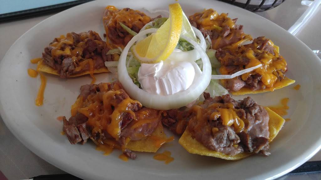 La Isla Del Encanto | restaurant | 2201 E Pioneer Pkwy, Arlington, TX 76010, USA | 8174591498 OR +1 817-459-1498