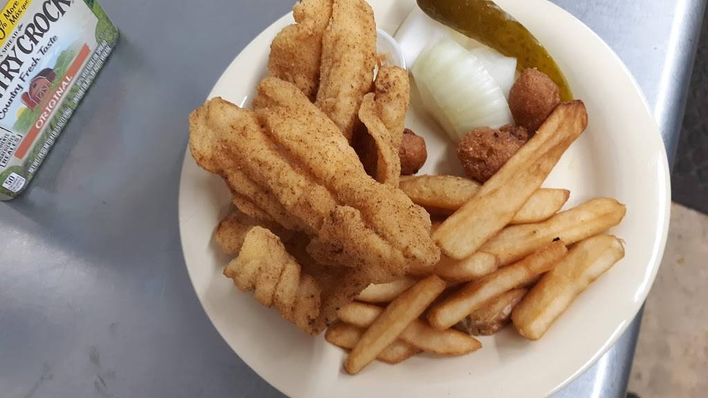 JBs Steakhouse | restaurant | 3627 US-64, Wynne, AR 72396, USA | 5013507915 OR +1 501-350-7915