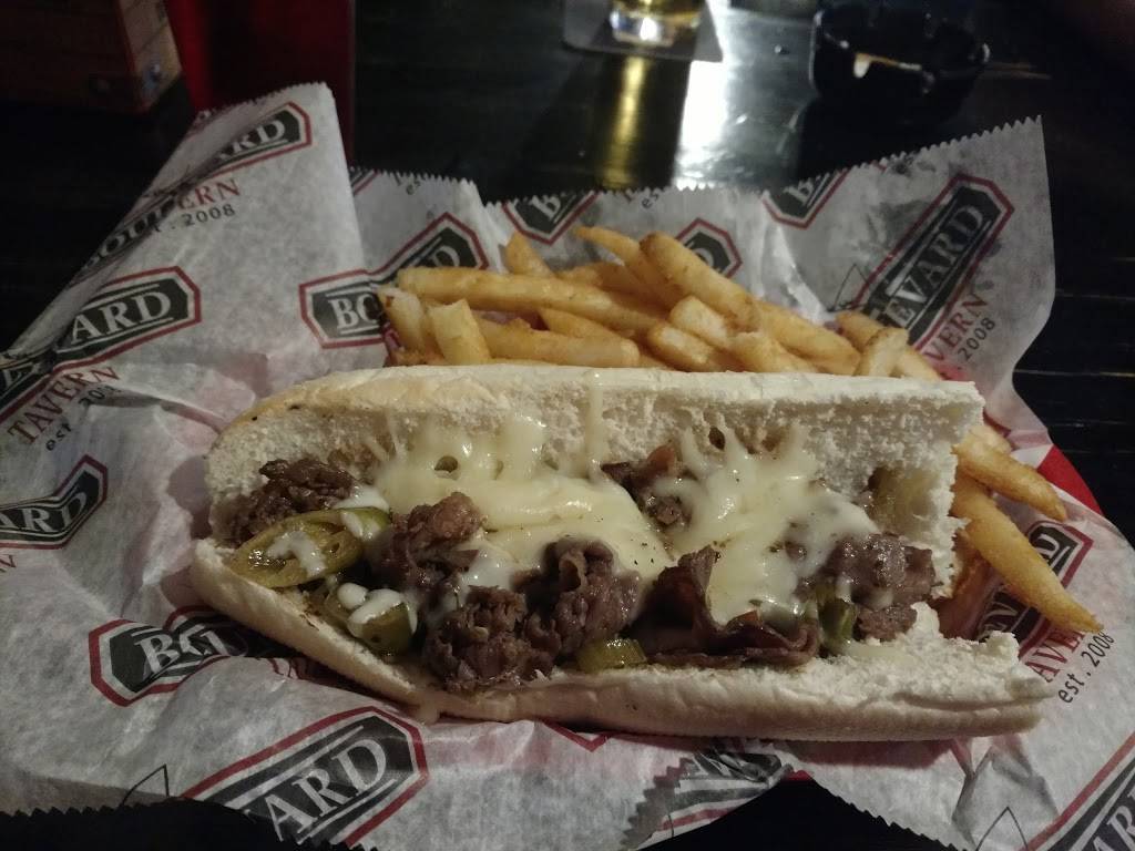 Boulevard Tavern | night club | 12220 Towne Lake Dr, Fort Myers, FL 33913, USA | 2395617444 OR +1 239-561-7444