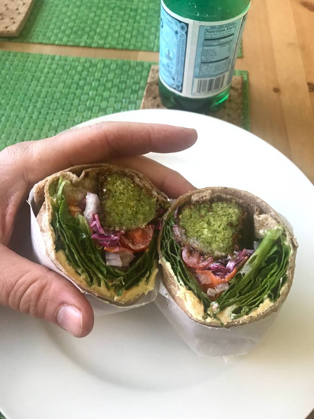 Whole Green Cafe | cafe | 142 SE 6th Ave, Delray Beach, FL 33483, USA | 5613592748 OR +1 561-359-2748