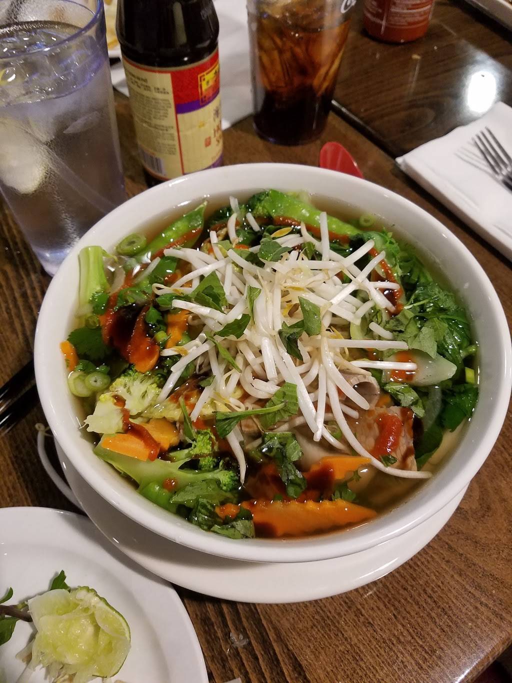 AZ Pho & Grill | restaurant | 1674 N Higley Rd Ste 104, Gilbert, AZ 85234, USA | 4802193997 OR +1 480-219-3997