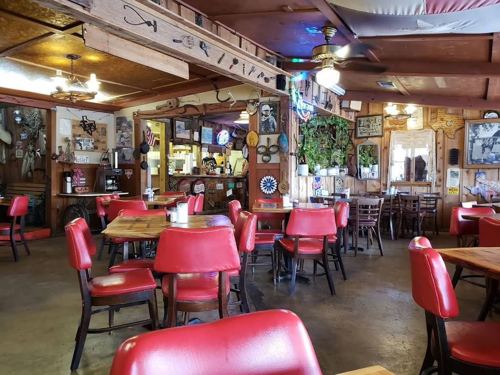 Busbees Bar-B-Que & Catering | restaurant | 339 Main St, Bandera, TX 78003, USA | 8307963153 OR +1 830-796-3153