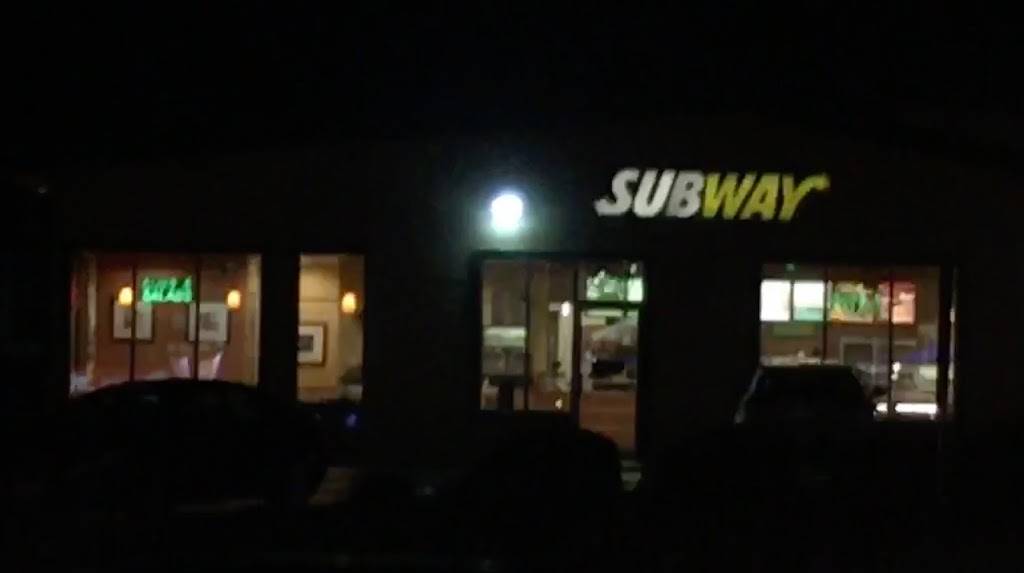 Subway | restaurant | 1330 S Water St, Kent, OH 44240, USA | 3303460245 OR +1 330-346-0245