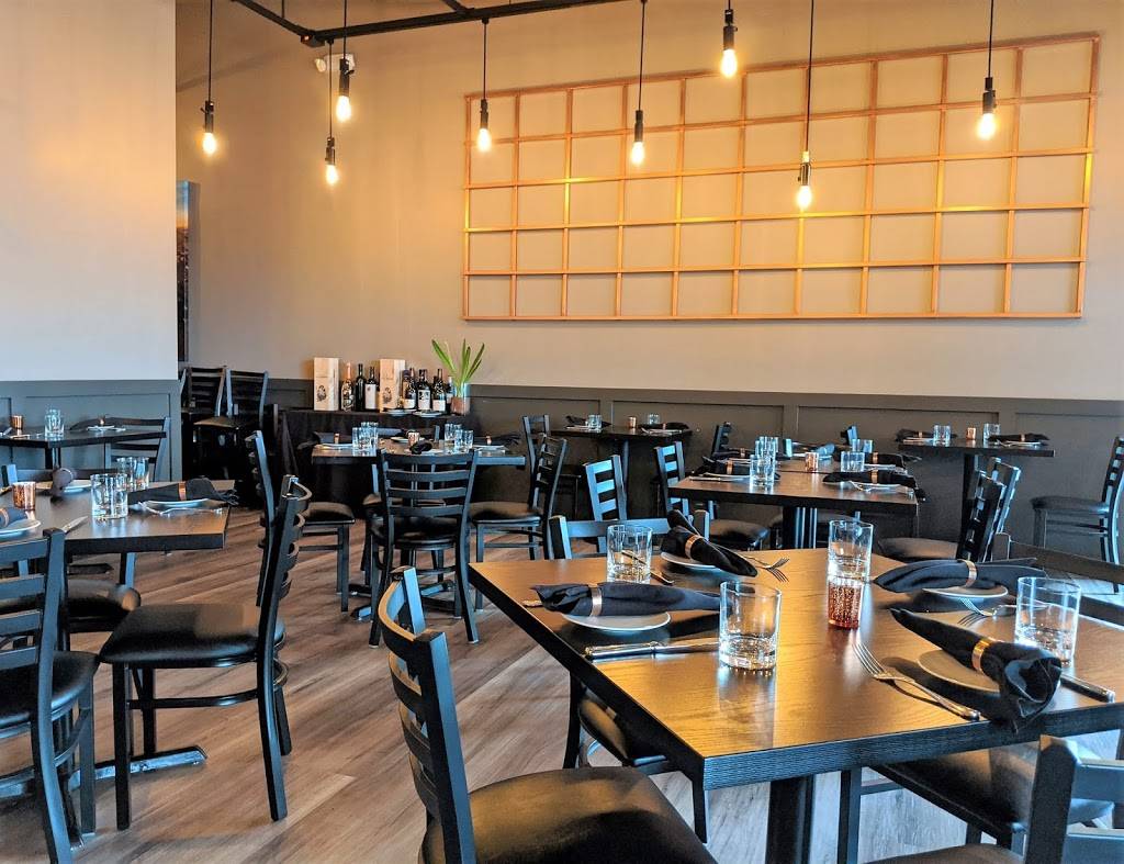 Locale Italian Kitchen | restaurant | 7995 Blue Diamond Rd #106, Las Vegas, NV 89178, USA | 7023300404 OR +1 702-330-0404